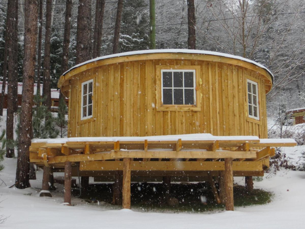 La Maison Sous Les Arbres Saint Roch de Mekinac ภายนอก รูปภาพ